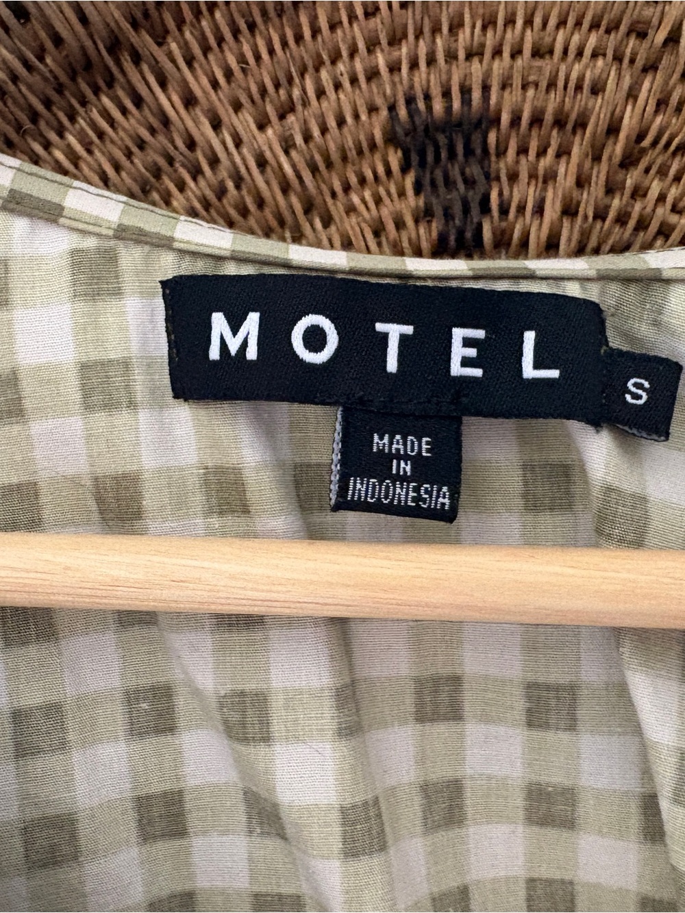 Motel Rocks Gingham Collared Top - Picture 4 of 5